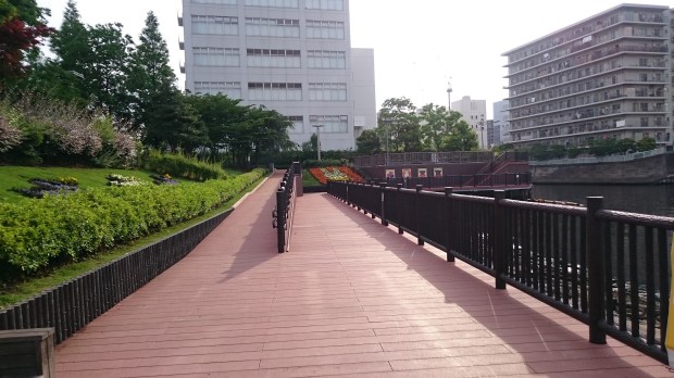 wooden_walkway_shinagawa_park