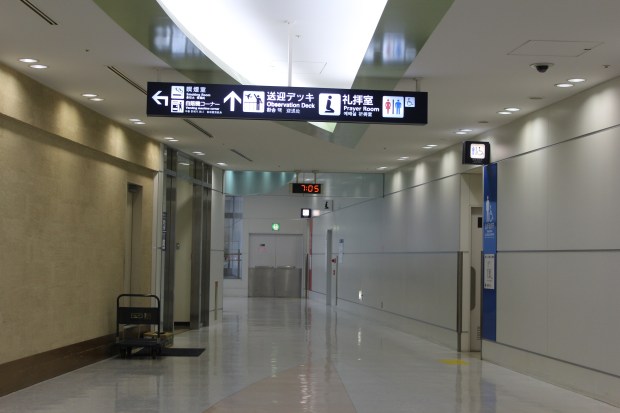 fukuoka-airport_3